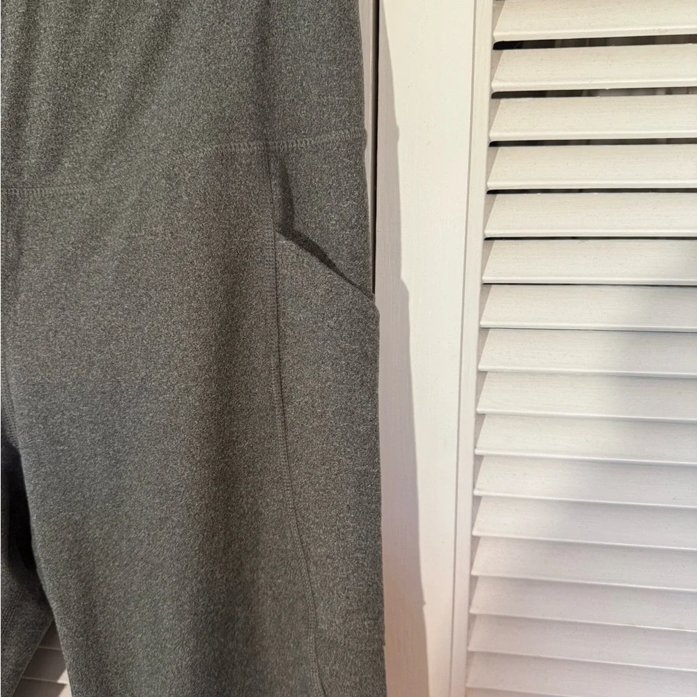 So Jrs size xl Gray leggings - Picture 2 of 4
